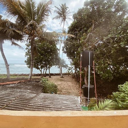 Together Beach House Midigama East Exterior foto
